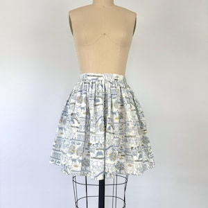 1960&#39;s Novelty Print Skirt - Vintage 60&#39;s Mini Circle Skirt - Size Small