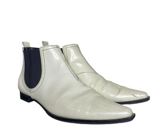 Women's White Patent Leather Pointy-Toe Mod Chelsea Boots, Italian Made, Size 39