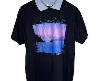 Camiseta vintage de los 80 de la costa de Oregón, color negro, con cuello, manga corta, talla grande.