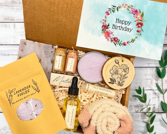 Cadeaux d'anniversaire 60 ans pour femme, cadeau d'anniversaire maman de  fille, coffret cadeau grand-mère, cadeau grand-mère personnalisé, panier  cadeau spa -  France