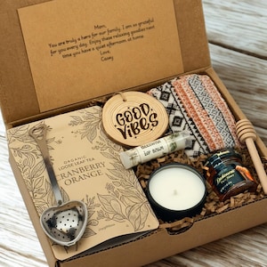 Tea gift box for her, gift for mom, personalized gifts for women, long distance gift for best friend, sister gift from sister, birthday gift