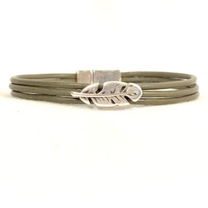 Psalm 91 - Brain Cancer Awareness Bracelet - Gray Triple Strand Leather Bracelet with Silver Feather Slider and Magnetic Clasp (5FA-126)