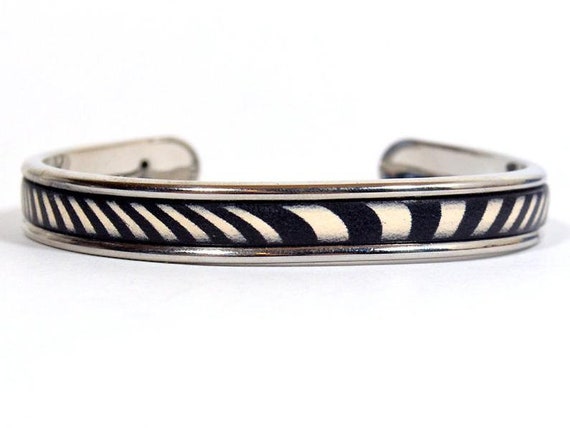 5mm Rhodium Finish Metal Cuff Bracelet with a Zebra Leather Inset  (IC5-506)