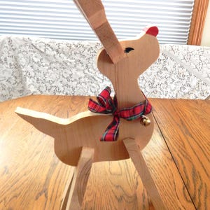 Decoración navideña de reno de madera de 19-1/2" de alto, rompecabezas hecho a mano, ensamblado