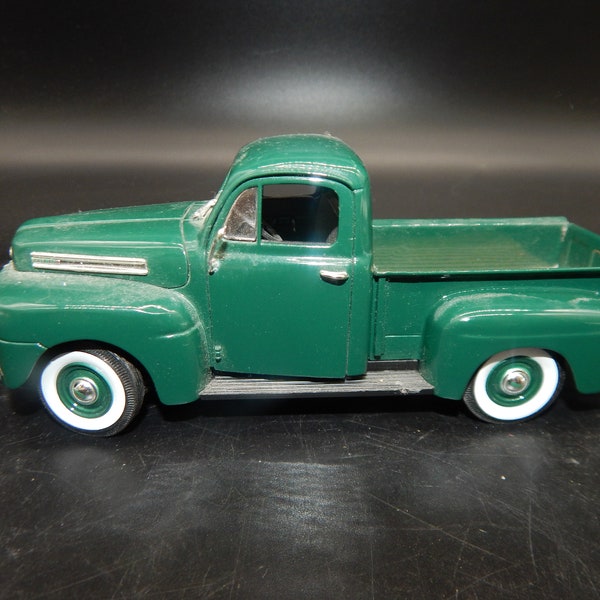 1948 Ford F-1 Pickup 1:24 Scale National Motor Museum