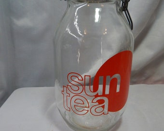 Sun Tea Clear Glass 3 Liter Jug Container Metal Latch Hook Top Opening