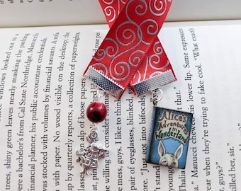 Alice in Wonderland Ribbon Bookmark / Fairy Tale charms / Rabbit