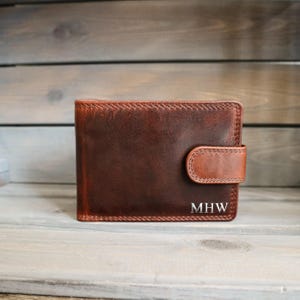 Cartera de cuero para papá, regalo de cumpleaños para el Día del Padre, monedero grande con ventana para identificación, diseño de inicial de cuero personalizado para hombre.