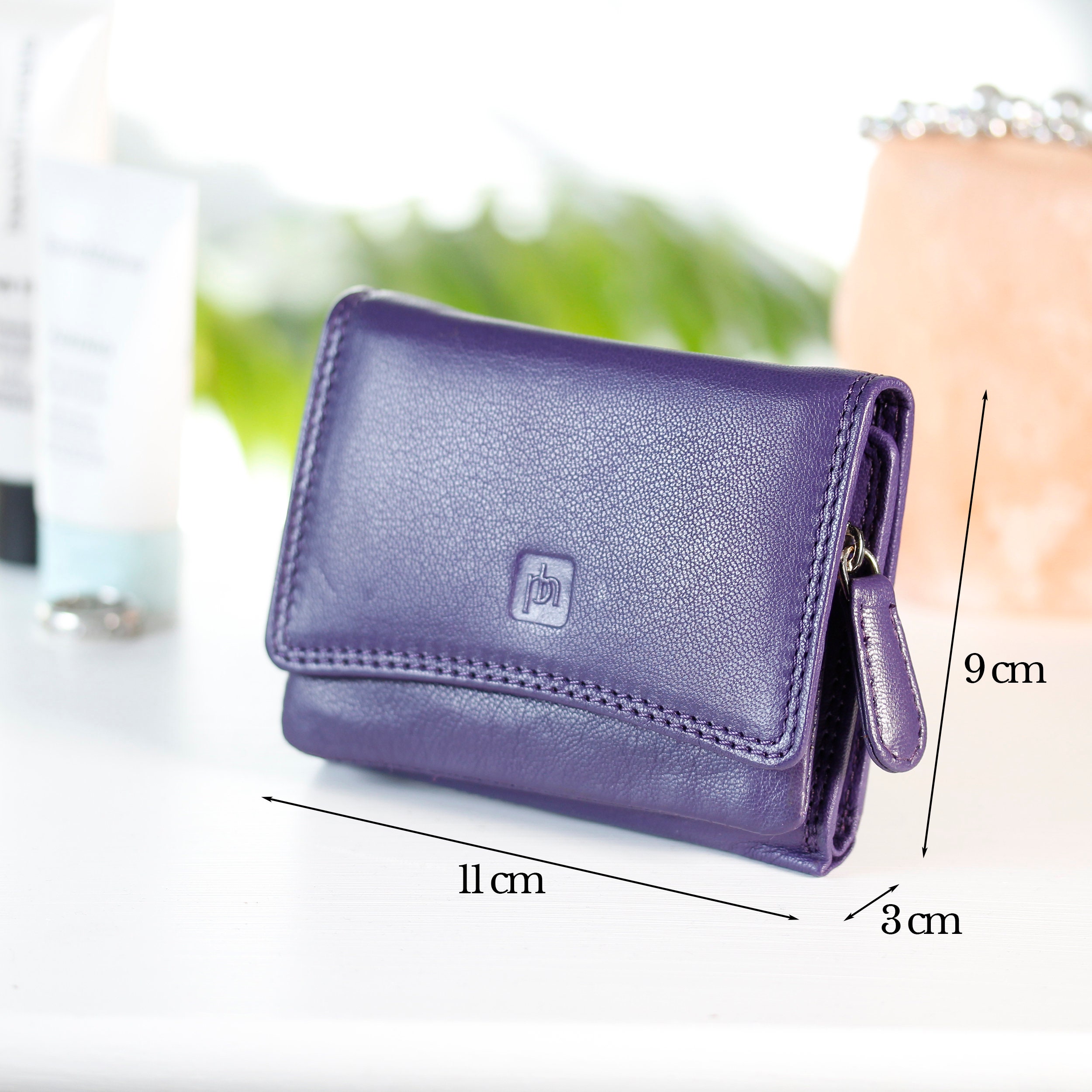 Small Kiss Lock Purple Leather Wallet, Note Area, Coin Purse, Clip Frame Coin Area, Note Space, Back Zip Area, Card Slots, Genuine Leather