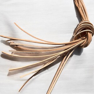Genuine Leather Thongs 5mm Tan Leather Strips Craft Supplies Leather Lacing Straps for Jewellery Making Bag Making Leathercraft Bundle of 12
