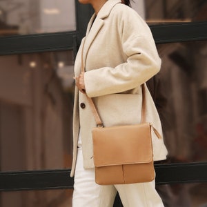 Sac à main en cuir pour femme Sac bandoulière cadeau pour femme Sac en cuir fait main en cuir Sac à main en cuir avec poche Cartable en cuir