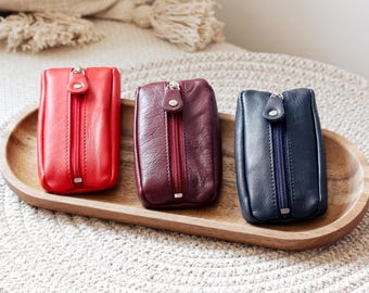 Monedero pequeño de cuero con cremallera y llavero para mujer