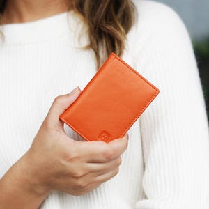 Porte-cartes de crédit Porte-cartes en cuir Portefeuille RFID pour femme Petit porte-cartes en cuir Porte-cartes de crédit mince Petit cadeau en cuir pour elle