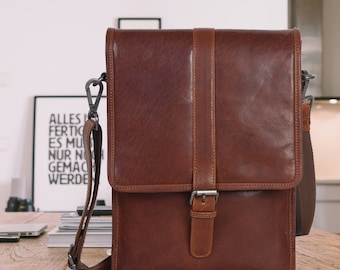 Mens Leather Messenger Bag, Tablet Bag, Crossbody Bag For Men, Leather Shoulder Bag,  Gifts For Him, Brown Laptop Messenger Bag