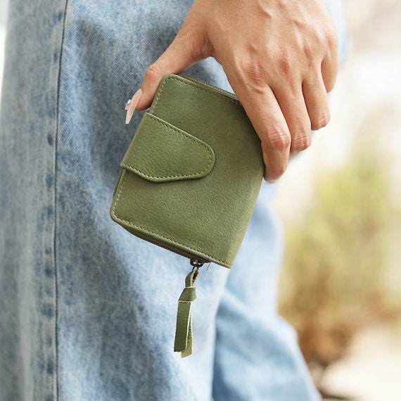 Ladies bifold purse hotsell
