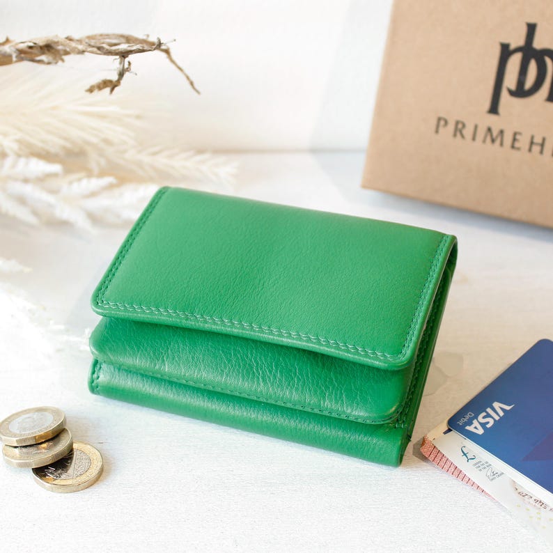 Personalised Wallet for Women RFID Small Leather Coin Purse Compact Card Holder Gift for Her UK image 3