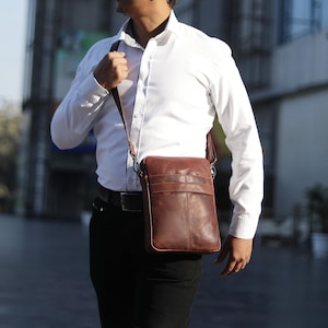 Sac à bandoulière en cuir pour homme, cadeau personnalisé pour lui, besace pour homme, cadeau unique pour lui, sac à bandoulière, besace en cuir pour homme