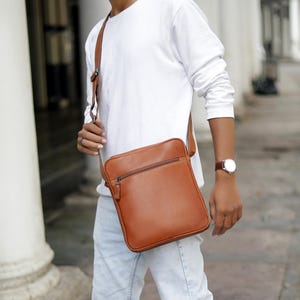 Sac messager pour homme Sac à bandoulière Sac à main bandoulière pour homme Sac en cuir pour le travail Moyen Sac pour avion à rayures Sac homme Petit cadeau pour lui