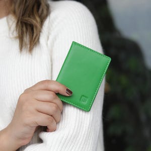 Tarjetero de piel RFID, delgado, plegable, con 12 fundas extraíbles, ideal como regalo de Navidad para ella.