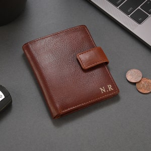 Portemonnee voor heren Gepersonaliseerde leren kaarthouder Portemonnee RFID-creditcardhouder gegraveerde aangepaste portemonnee klein leren cadeau-idee voor vriend