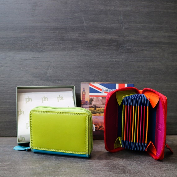 Coin Purses Wallets & Card Cases for Women