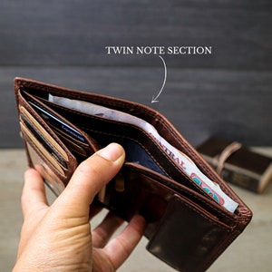Herren Geldbörse, handgemachtes Geschenk, dreifach faltbare Lederbrieftasche mit Münzfach, personalisierte Herren Geldbörsen RFID, braune Lederbrieftasche, Kreditkartenhalter Bild 8