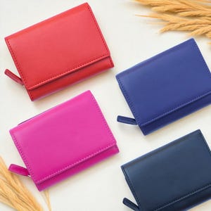 Wallet For Women RFID Purse With Coin Pocket Small Trifold Leather Compact Leather Wallet Gift For Her Mother Wallet With Card Slots
