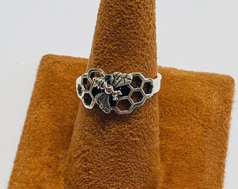 Anillo de abeja melífera