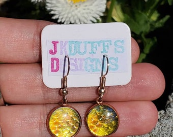 Pendientes de sirena amarilla