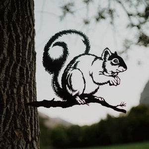 Metal Squirrel Yard Art & Garden Decoration