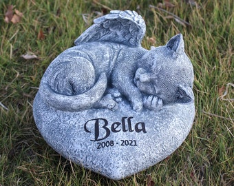 Cat Memorial Garden Stones Grave Markers with a Cat Sleeps on The Heart-Shaped Stone - Decor Outdoor Sympathy Cat Memorial Loss Gifts