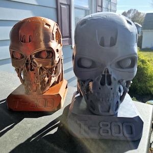 Terminator T-800 Endoskeleton Skull Statue