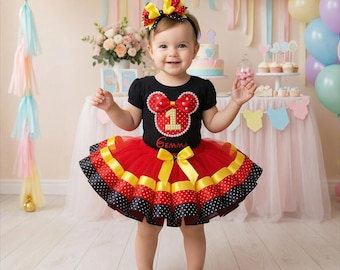 カスタムメイドの1歳の誕生日ミニーマウスチュチュドレス、パーソナライズされたベビーガール用水玉チュールスカート、赤いリボン飾りの幼児用誕生日衣装コスチューム