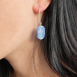 Kyanit Silber Ohrringe Damen | Stein Ohrhänger Damen | Disthen Silber Schmuck Blau | Hellblauer Edelstein | Sommer Schmuck Geschenk Freundin