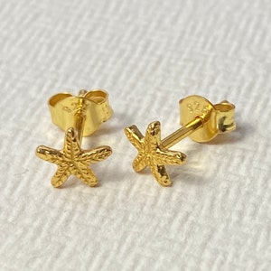 Starfish stud earrings | Gold earrings for women | Dainty summer earrings | Beach accessories | Gift for any occasion | Second stud earrings