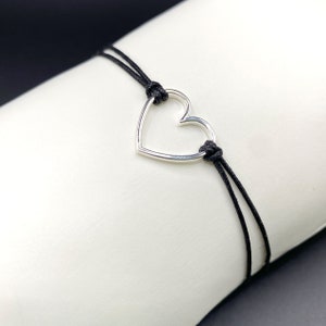 Pulsera de la Amistad con Corazón de Plata de Ley 925, Pulsera de Macramé Negro Ajustable, Un Regalo de Joyería de Verano para Tu Amor