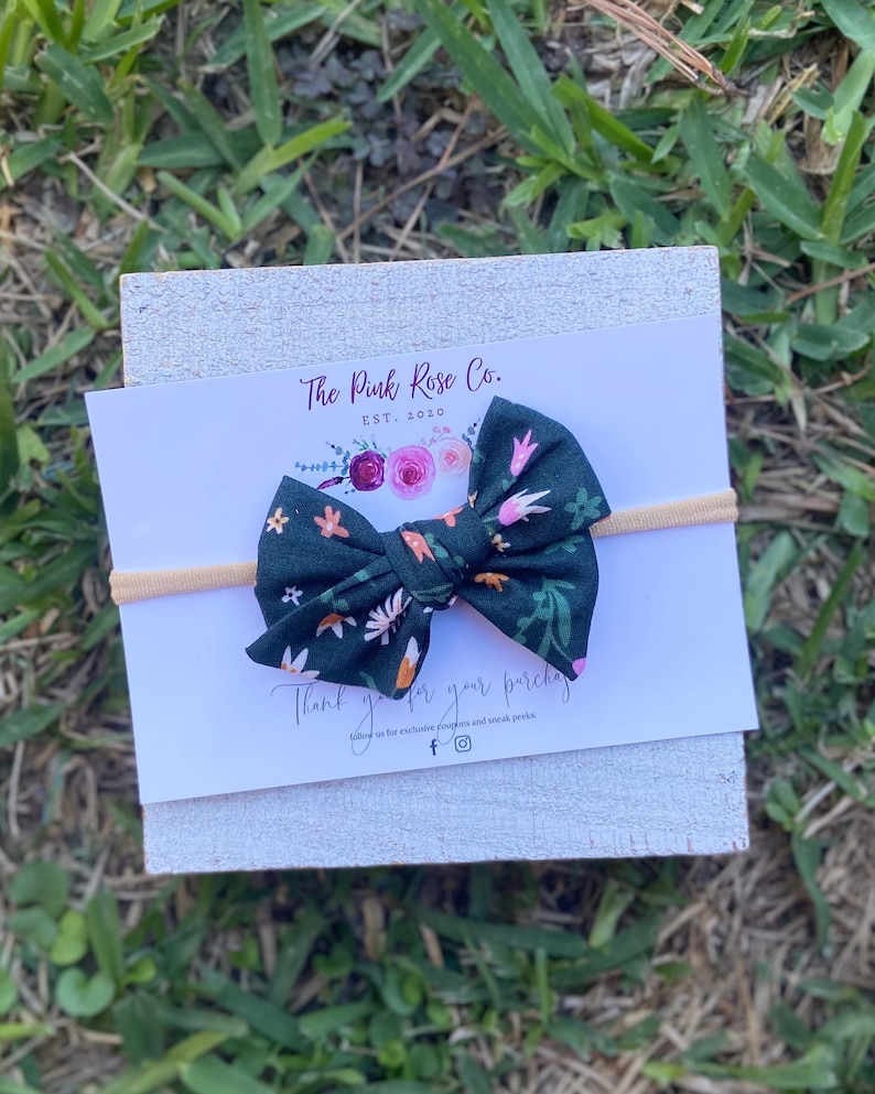 Spring Bow Forrest Green Floral Pinwheel Bow Bows on Nylon Green Bow Alligator Clip
