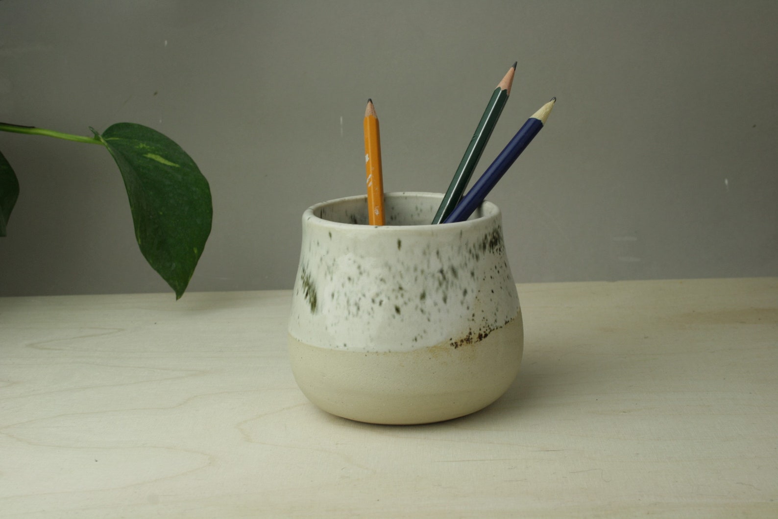 Ceramic pen pot. Ceramic pencil holder. Make up brush holder. Etsy