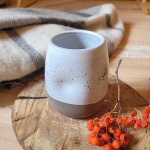Handmade stoneware ceramic tumbler, 13,5 fl. oz, Gray with white speckled glaze, Dimple Wine Cup