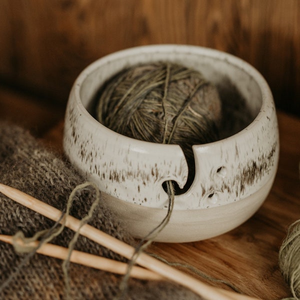 Pottery yarn bowl. Ceramic knitting bowl. Handmade Ceramic Knitters Yarn Bowl. Ceramic wool holder. Knitting accessory. Yarn Organizer.