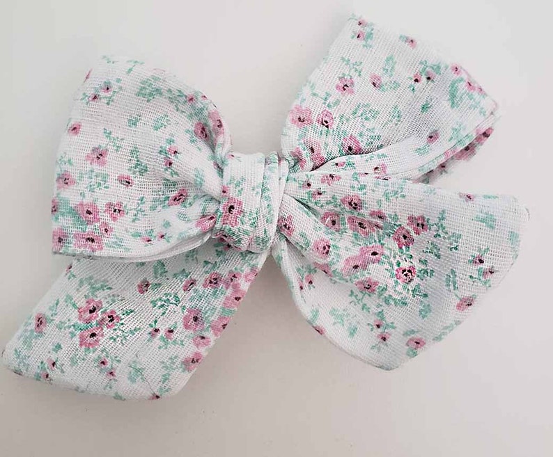 Floral Easter Pinwheel