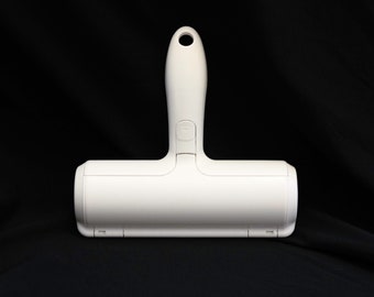The World S Best Pet Hair Remover Chomchom Roller Youtube