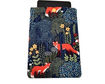 Kindle sleeve /Kindle Paperwhite case/ Kindle Oasis sleeve/ Kindle Oasis case/ E-reader case /Scribe case/ Kindle 2022 case/ Fox fabric case