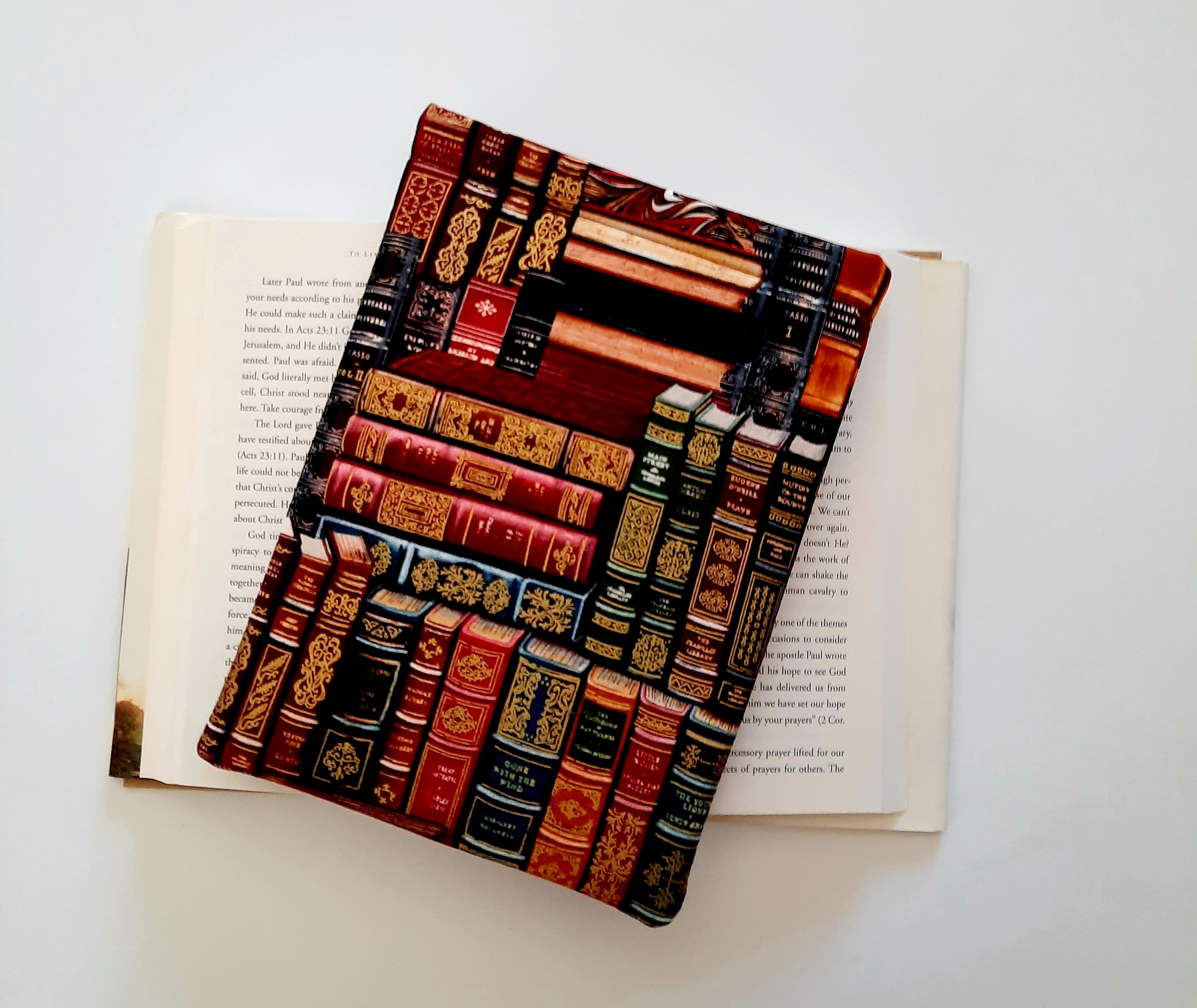 Book sleeve for books padded book sleeve quality book pouch - Etsy.de