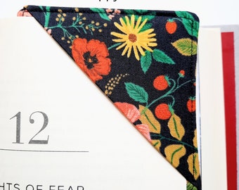 Floral Corner Bookmark: Handmade Fabric Book Accessory