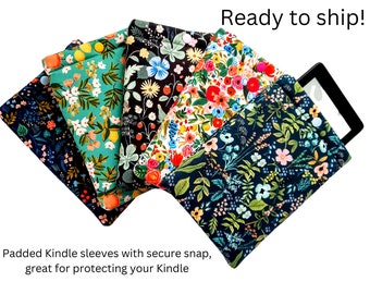 Rifle Paper Co. Kindle Sleeve: Padded Fabric Case with Snap