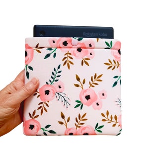 Kobo sleeve, Pink padded Kobo case with snap for, Libra 2,  Libra Color and other Kobo models. Choose your Kobo model in the drop down menu.