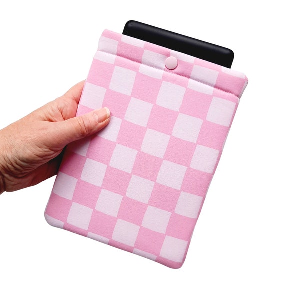 Kindle sleeve, Kindle Paperwhite case for 11th generation, 10th generation, 2022 Basic Kindle, Oasis or Kindle Scribe, Pink Checkered sleeve