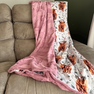 Mauve highland cow, adult blanket, minky couch blanket, weighted blanket, luxury blanket, western living room blanket, housewarming gift