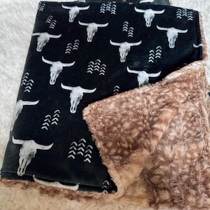 Linen navy longhorn lovey, Personalized one name embroidery minky baby blanket, desert longhorn skulls, fawn deer blanket, Minky lovie